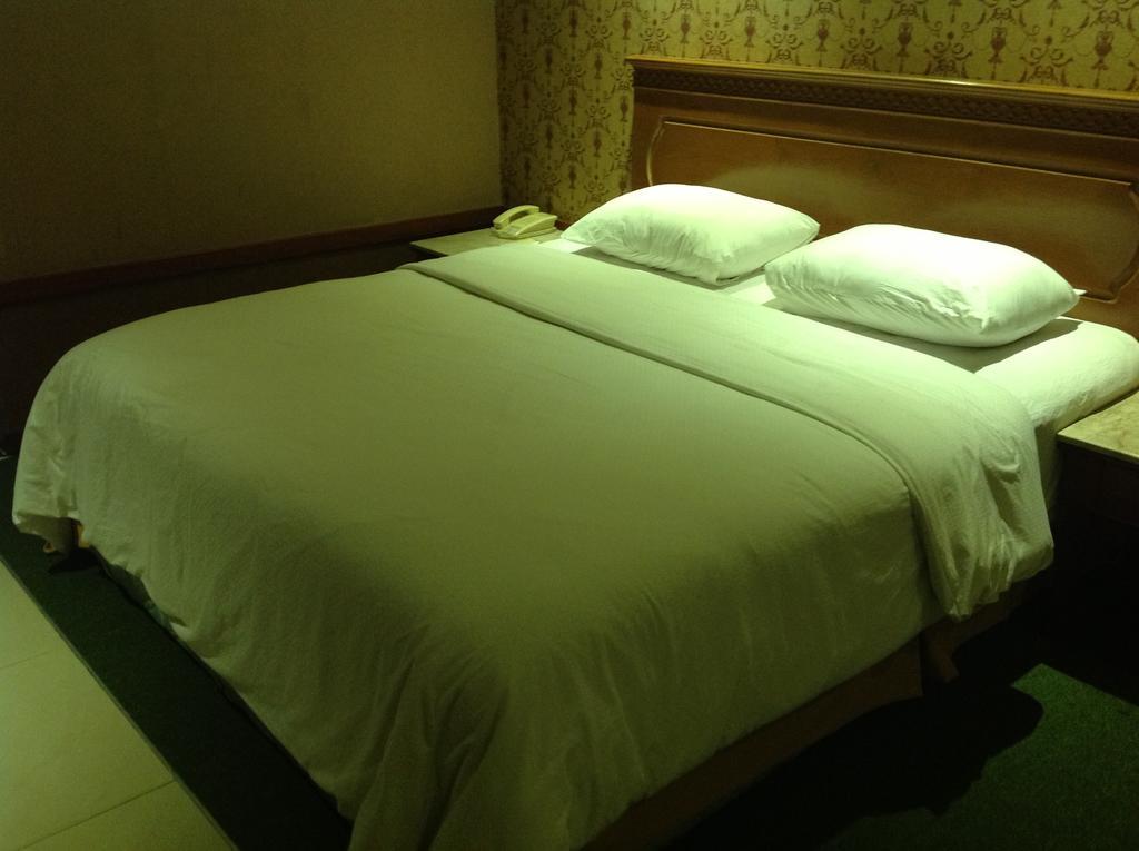 Hotel Banjarmasin Internasional Chambre photo